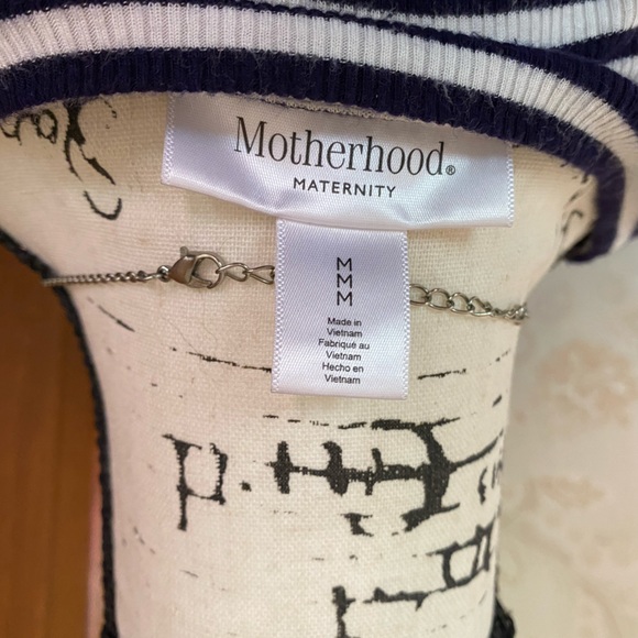 Motherhood Ribbed Stripe Maternity Dress - Picture 5 of 8